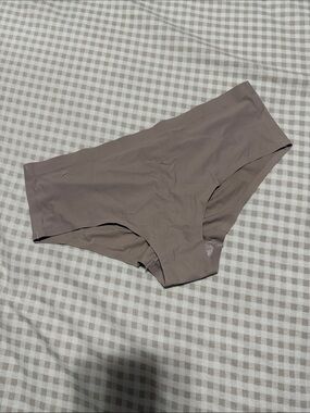 Seamless Hipster Briefs in Taupe - Smooth Everyday Comfort